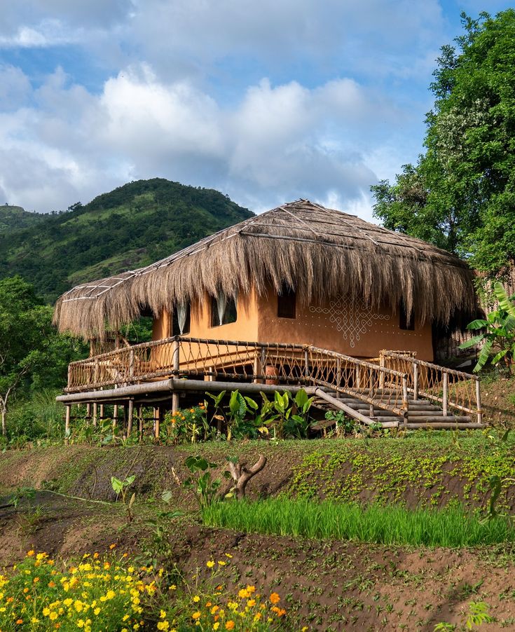 Mud House